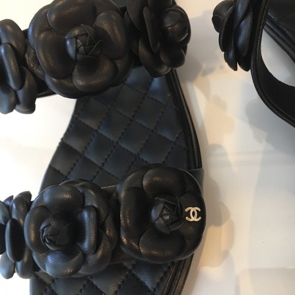 SOLD! Chanel brand new black camellia flat sandals - Picture 3 of 8
